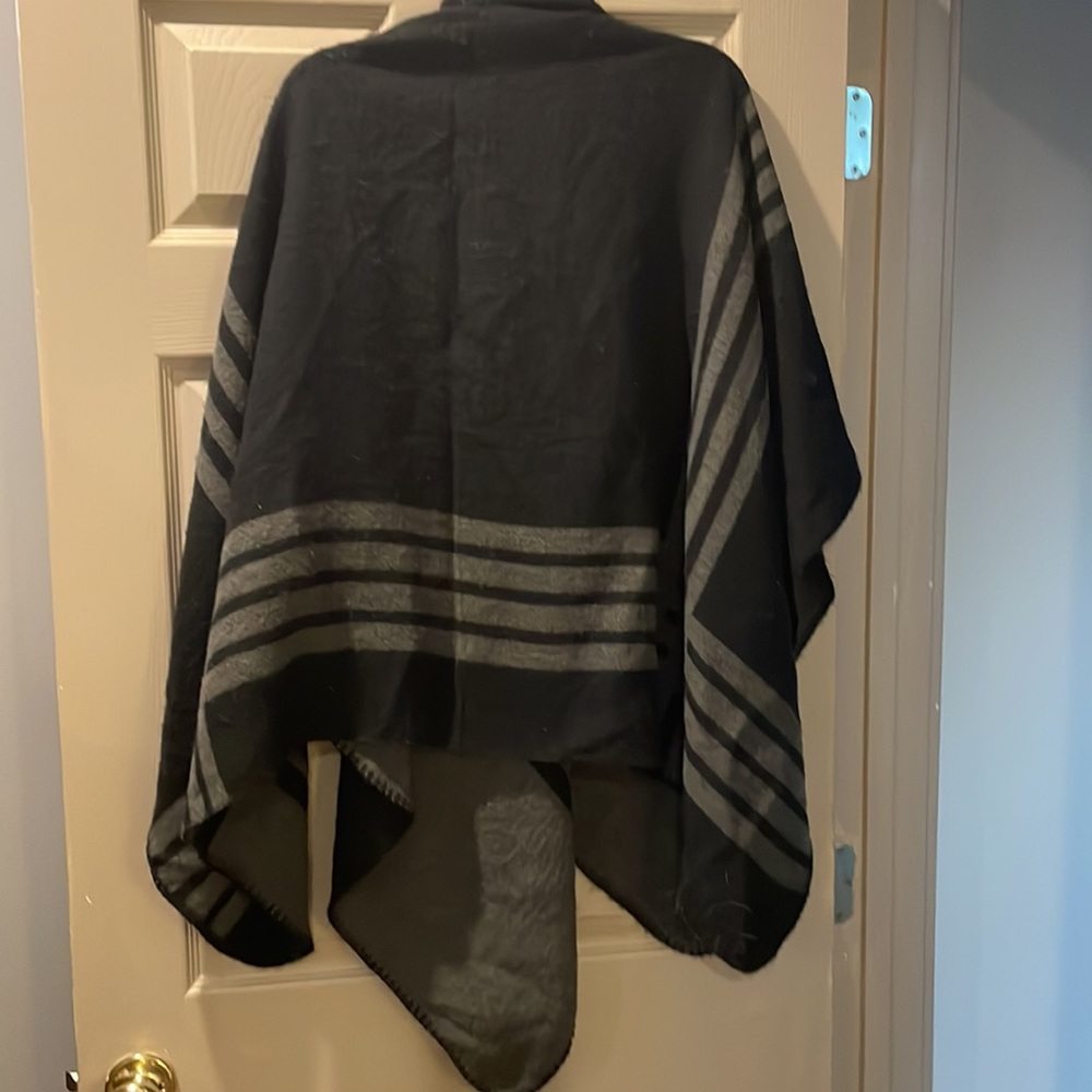 Reversible wrap - Picture 2 of 5